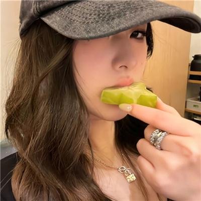 美女来了